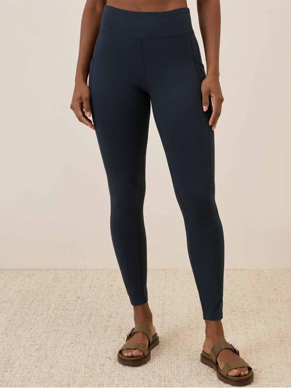 pact Women’s Organic On The Go-To Pocket Legging, Navy, Size XS